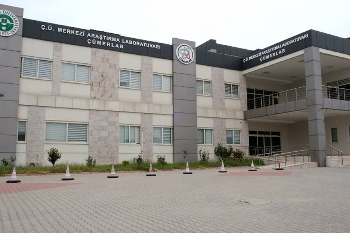 Çukurova Üniversitesi Merkezi Araştırma Laboratuvarı (ÇÜMERLAB), TÜRKAK Akreditasyon Sertifikasını Almaya Hak Kazandı