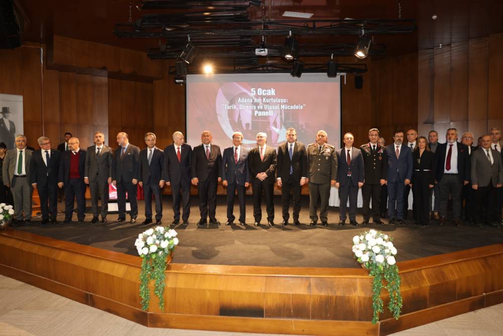  Çukurova Üniversitesi Kurtuluşun 104. Yılında "Tarih, Direniş ve Ulusal Mücadele" Paneline Ev Sahipliği Yaptı 